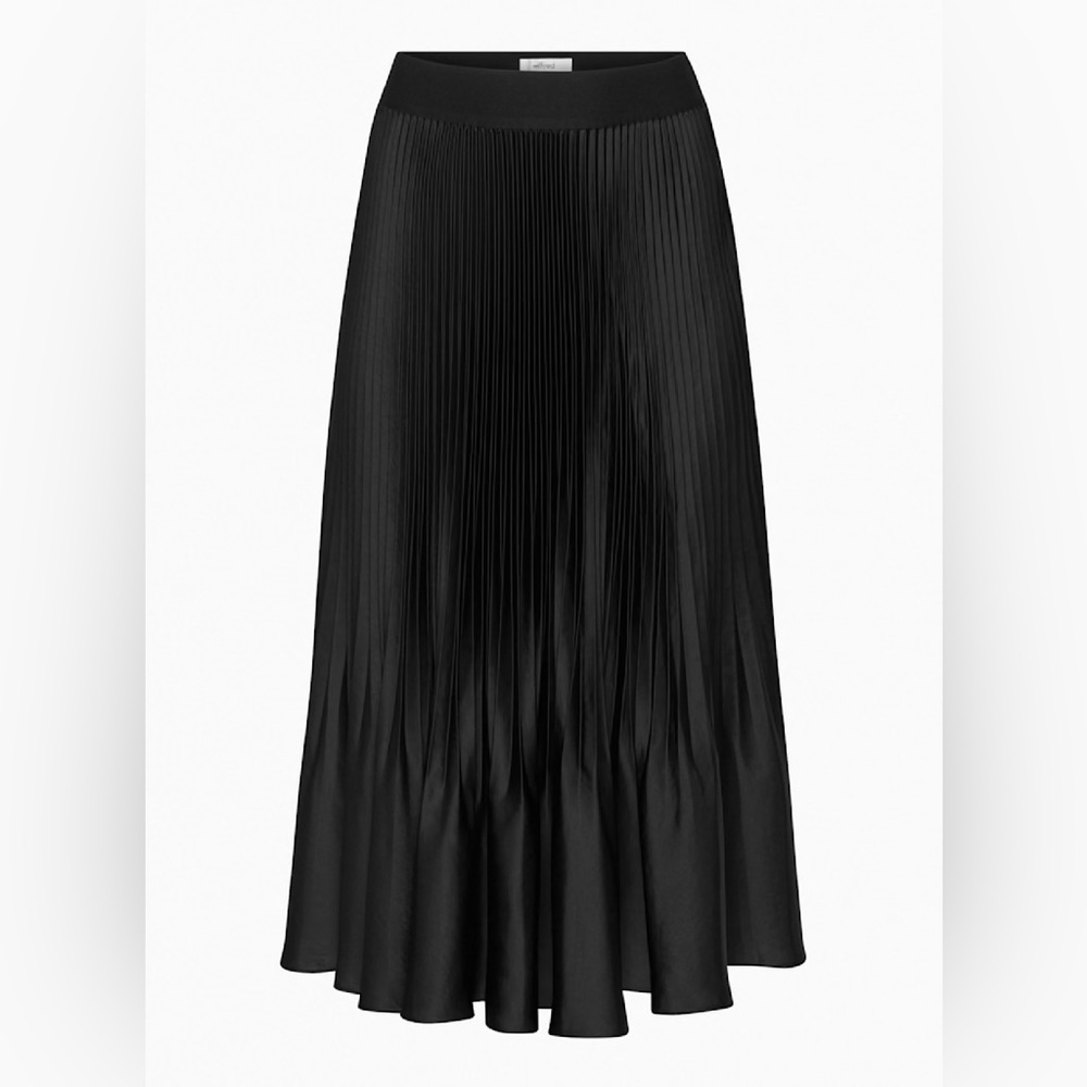 Wilfred - Twirl Satin Black A-Line Pleated Skirt